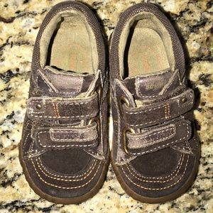 Stride Rite Brown Velcro Shoes